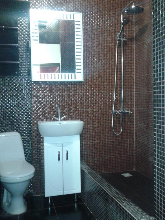 Апартаменти Біля Оперного І Форуму В Центрі Lviv Exteriör bild